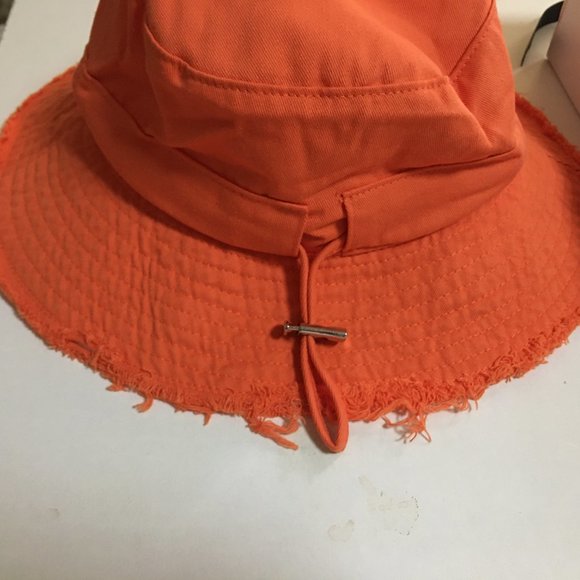 Jacquemus hat